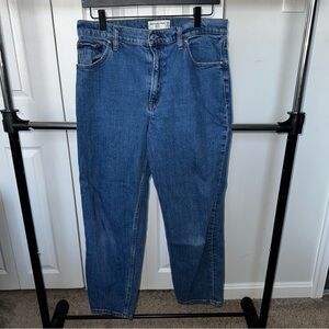 Abercrombie & Fitch Medium Blue The Mom High-Rise Jeans - Size 29/8